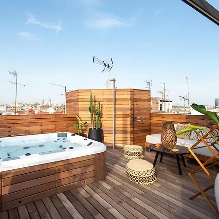 Apartament Amazing New With Rooftop Jacuzzi *